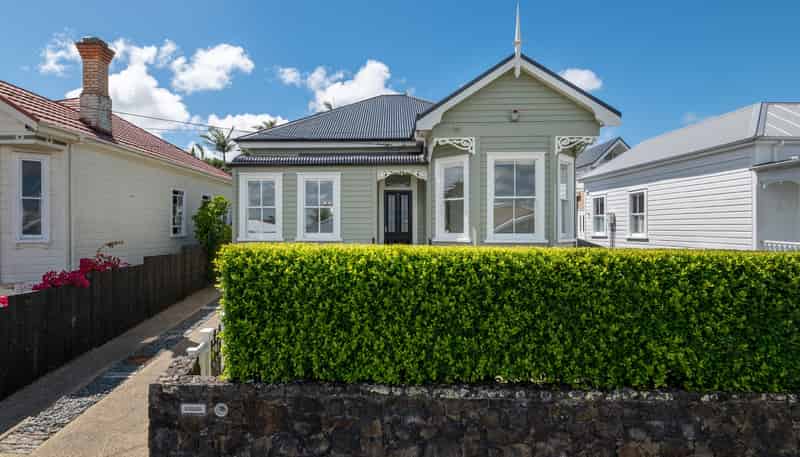 12 Peel Street, Westmere