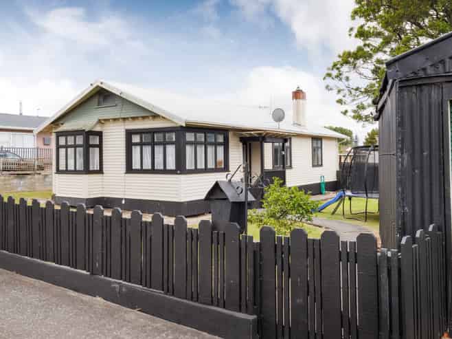 4 Cuba Street, Marton