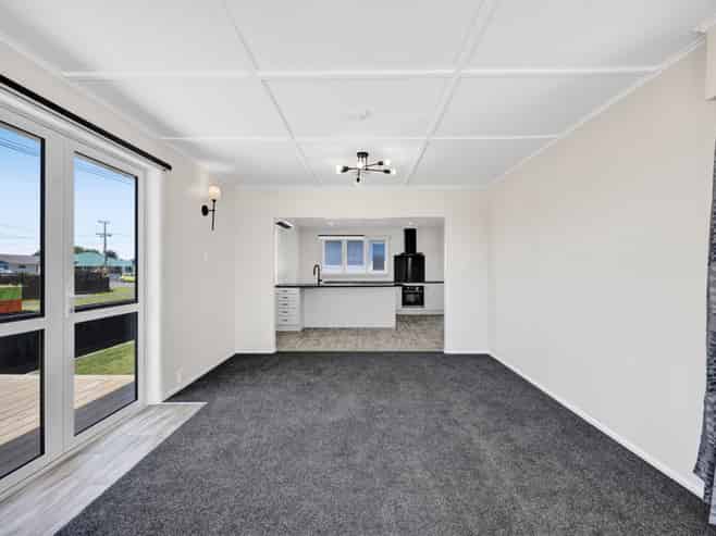 1a Robbins Crescent, Hawera