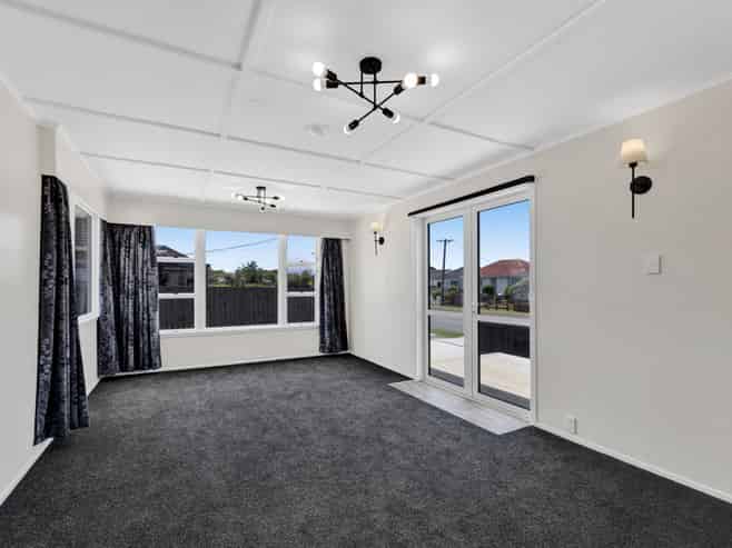 1a Robbins Crescent, Hawera