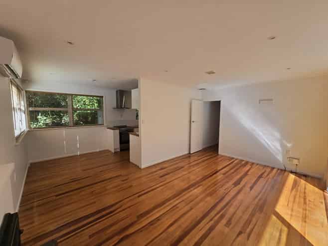 38 Catherine Crescent, Paparangi