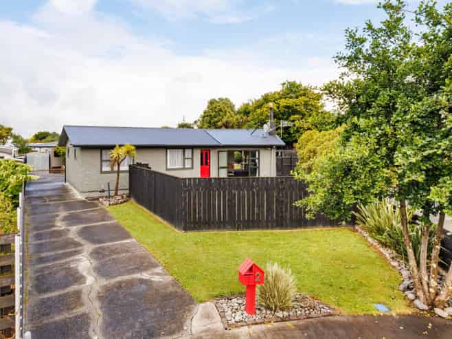 2 Pukatea Place, Milson