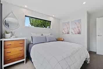 50 Barry Avenue, Cromwell