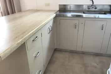 142 Western Hills Drive, Kensington