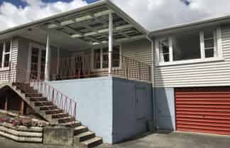 142 Western Hills Drive, Kensington