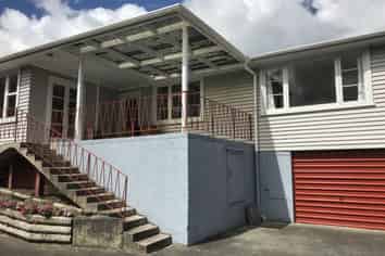 142 Western Hills Drive, Kensington