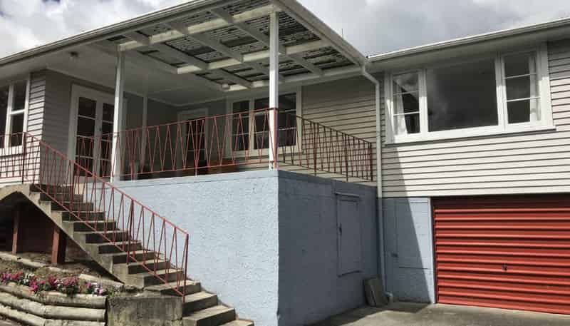 142 Western Hills Drive, Kensington