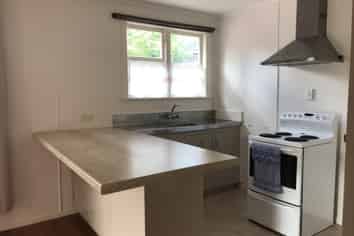 142 Western Hills Drive, Kensington