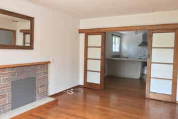 142 Western Hills Drive, Kensington