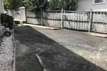 142 Western Hills Drive, Kensington