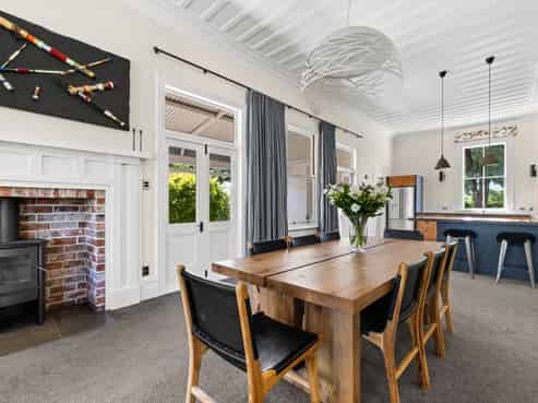 100A Longlands Road, Longlands