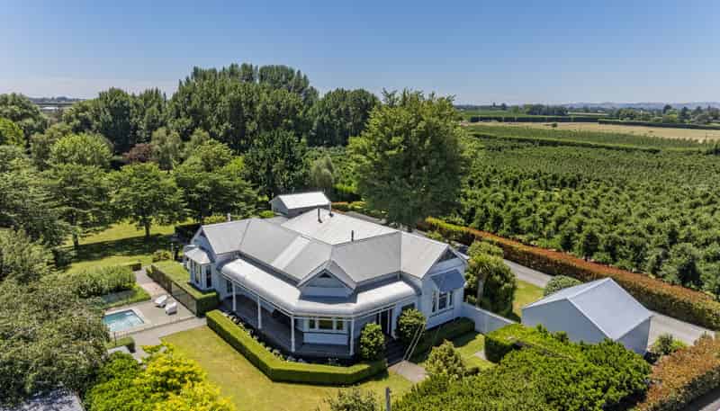 100A Longlands Road, Longlands