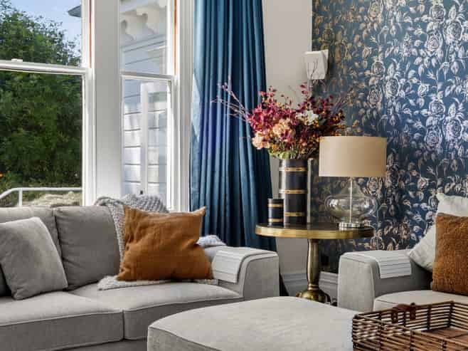 100A Longlands Road, Longlands