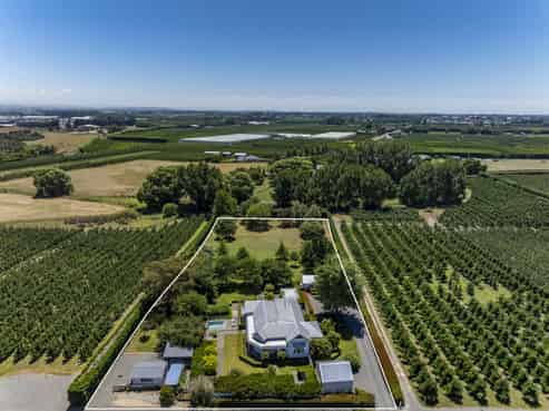 100A Longlands Road, Longlands