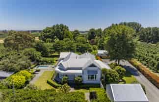 100A Longlands Road, Longlands