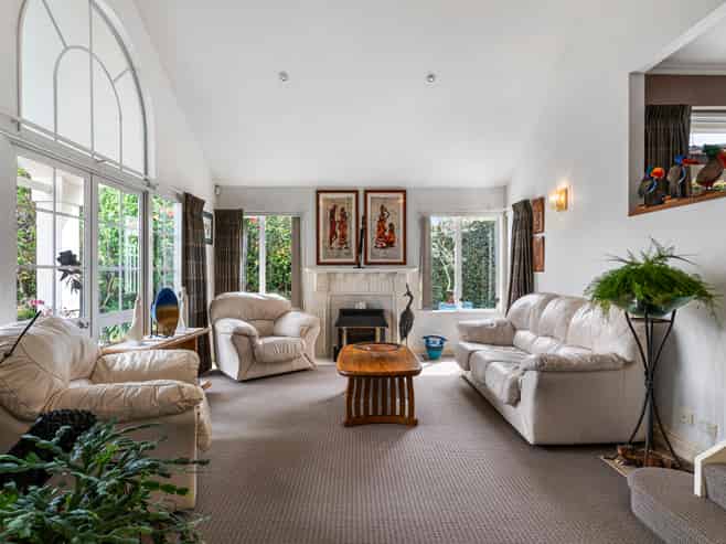 29 Bronte Place, Somerville