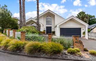 29 Bronte Place, Somerville