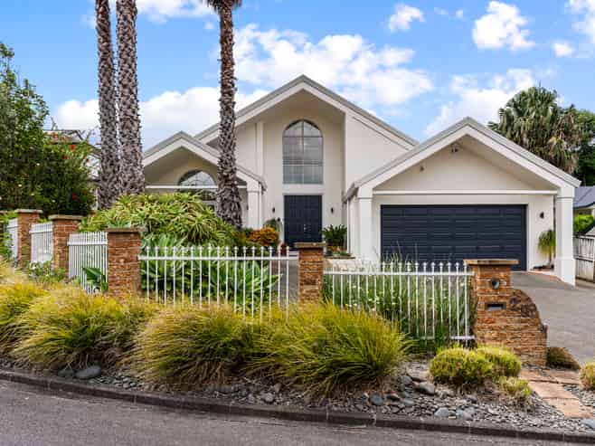 29 Bronte Place, Somerville