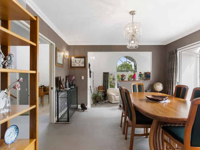 29 Bronte Place, Somerville