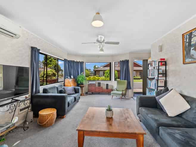 6 Wordsworth Place, Kensington