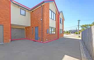 2/14 London Street, Richmond