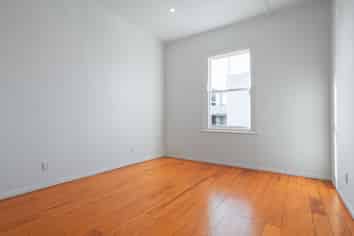 City fringe retail space available for lease - 123sq m 