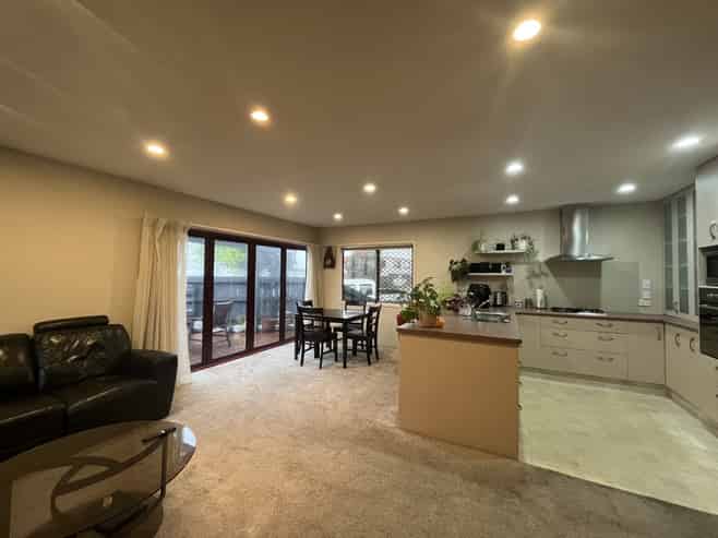 25 Breakwater Road, Moturoa