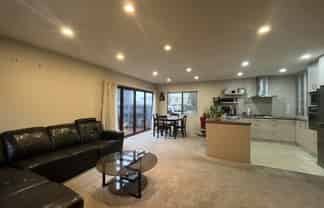 25 Breakwater Road, Moturoa