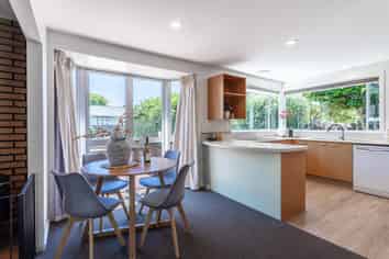 11 Gibson Drive, Hornby