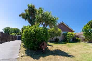 11 Gibson Drive, Hornby