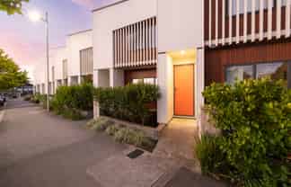 15 Hudson Bay Road, Hobsonville