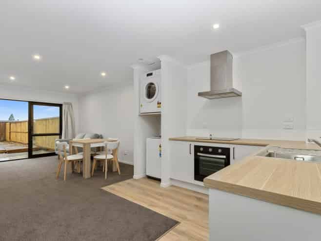 11B/150 Te Rapa Road, Beerescourt