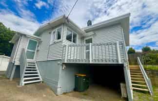 31 Rimu Road, Stanmore Bay