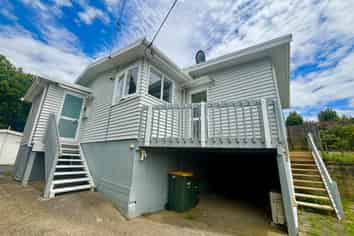 31 Rimu Road, Stanmore Bay