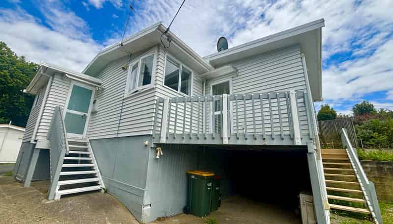 31 Rimu Road, Stanmore Bay