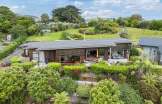 6 Ferndale Drive, Waikanae