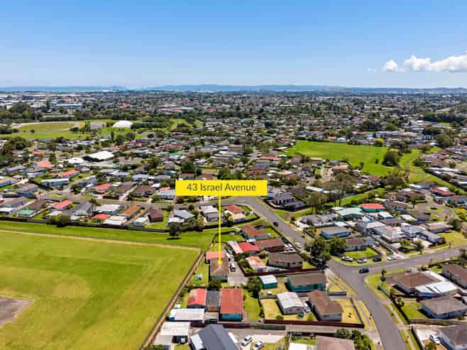 43 Israel Avenue, Clover Park