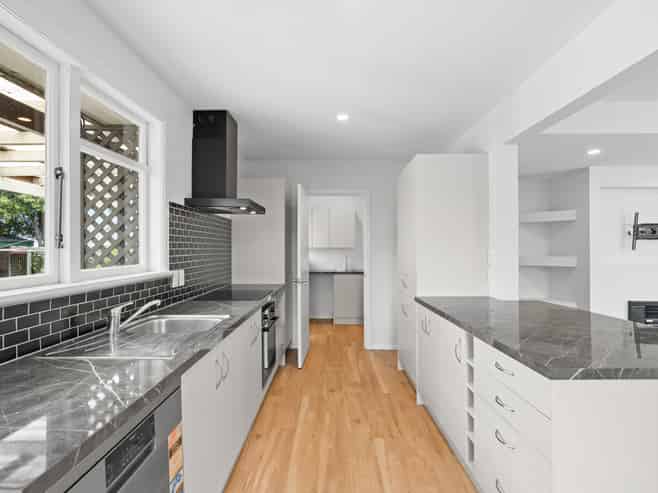 14 Dix Street, Wigram