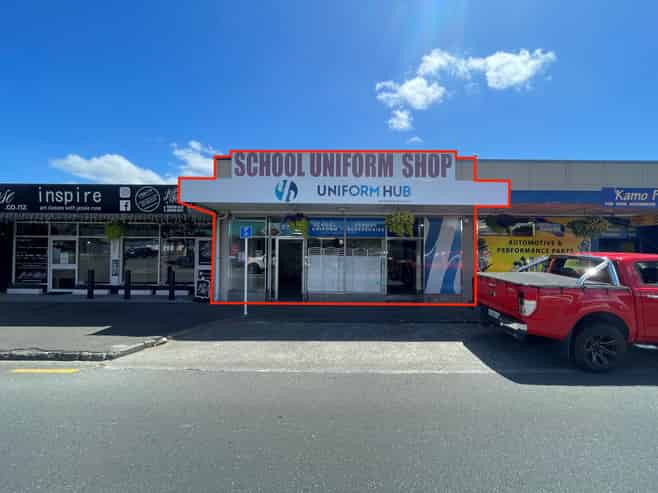 High exposure Te Kamo Retail