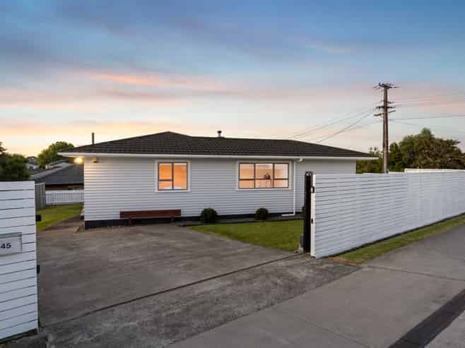 45 Matipo Road, Te Atatu Peninsula