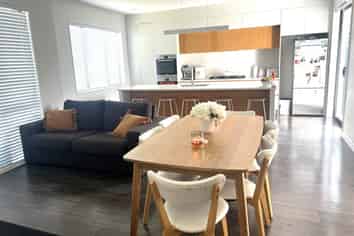 12 Papa Orchard Drive, Kumeu