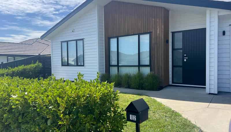 12 Papa Orchard Drive, Kumeu