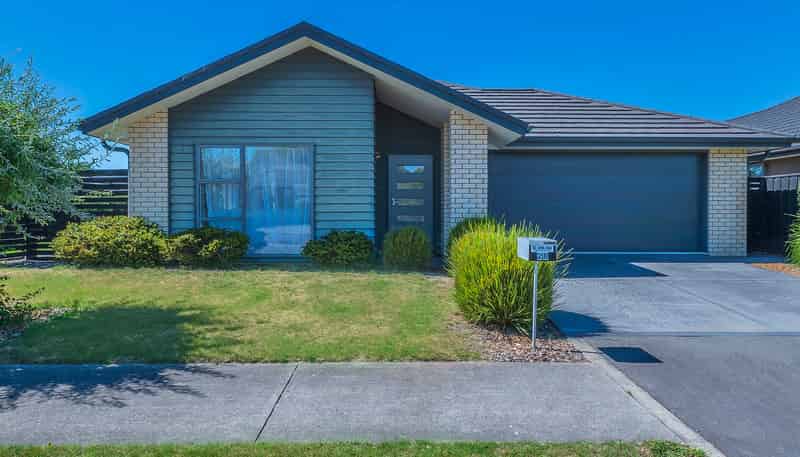28 Burford Way, ROLLESTON