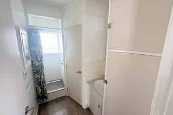 3/2 Deveron Street, Regent