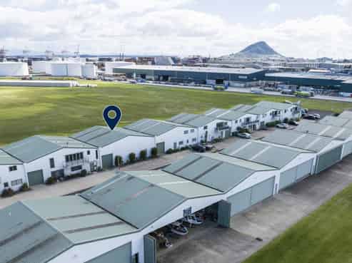 Ready for take-off at Tauranga Airport