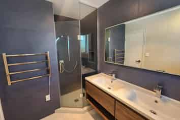 2/15 Stratford Avenue, Milford