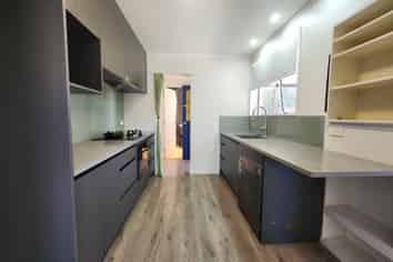 2/15 Stratford Avenue, Milford