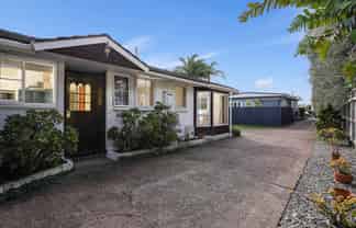 2/15 Stratford Avenue, Milford