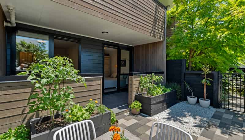 2/93 Gribblehirst Road, Sandringham