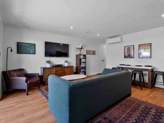 2/93 Gribblehirst Road, Sandringham